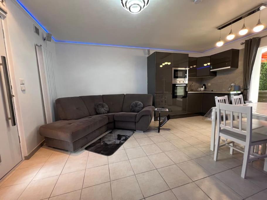 Saint-Germain-sur-Morin Kings Villa Near Disneyland Reserved Only For Family With Kids מראה חיצוני תמונה