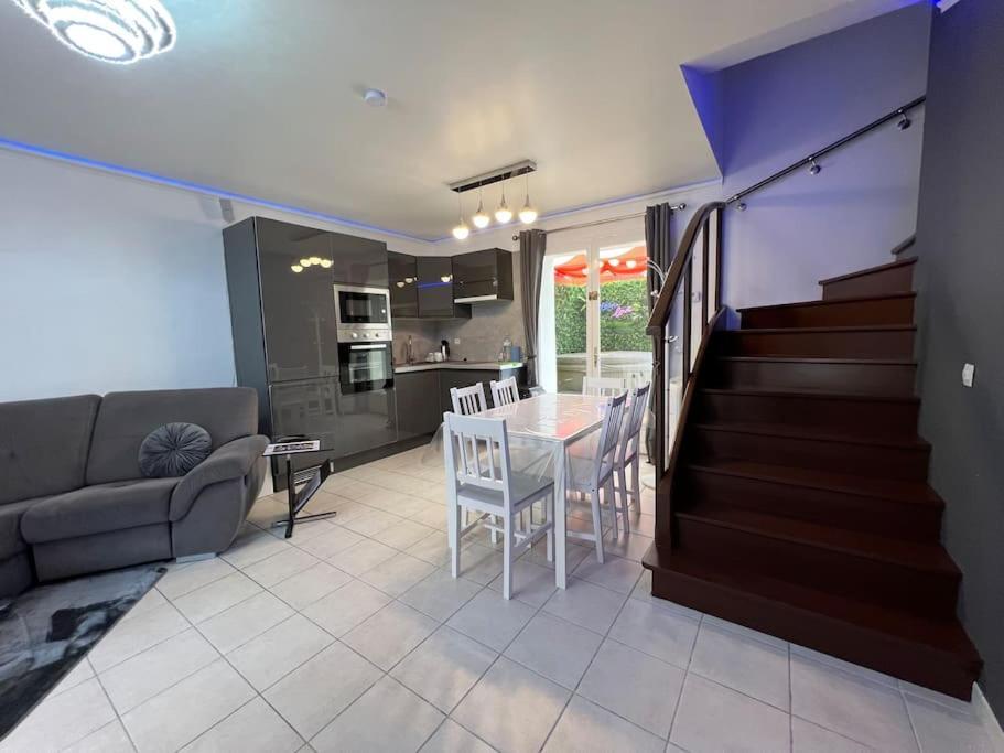 Saint-Germain-sur-Morin Kings Villa Near Disneyland Reserved Only For Family With Kids מראה חיצוני תמונה